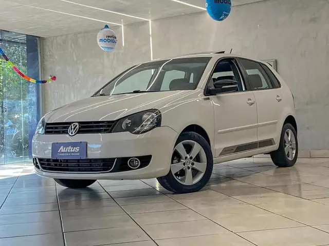 Carro Volkswagen Polo 2014 Hatch. Sportline 1.6 8V (Flex)