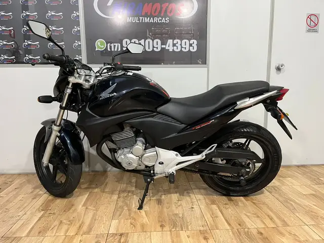 Moto Honda CB 300R 2012 Edição Especial