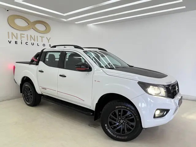 Carro Nissan Frontier 2022 X-Gear 2.3 TD CD 4x4 (Aut)