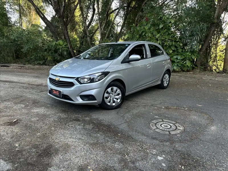 Chevrolet Onix 1.0 LT SPE/4