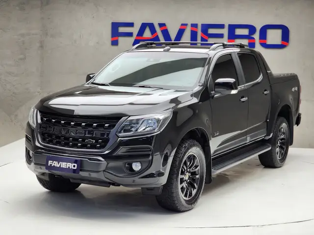 Carro Chevrolet S10 Cabine Dupla 2018 S10 2.8 CTDI High Country 4WD (Cabine Dupla) (Aut)
