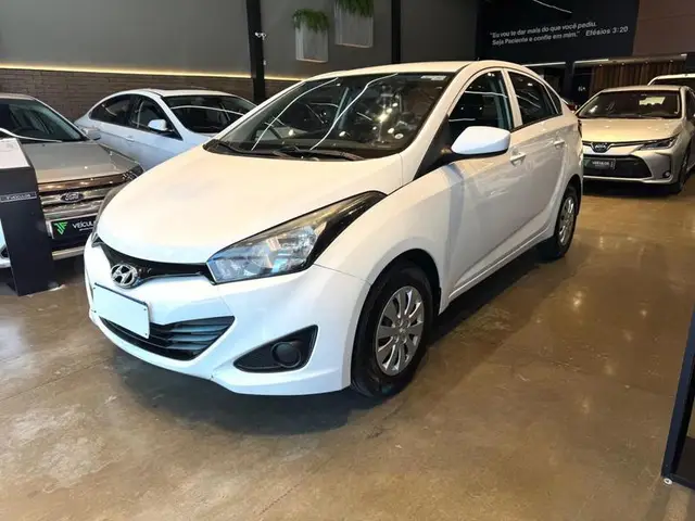 Carro Hyundai HB20S 2014 1.6 Comfort Plus (Flex)