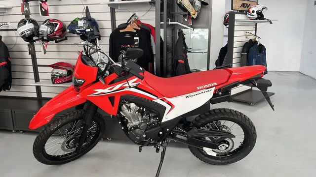 Moto Honda XR 300L 2025 Tornado