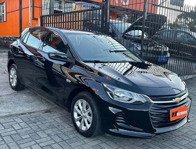 Carro Chevrolet Onix Plus 2023 LT 1.0