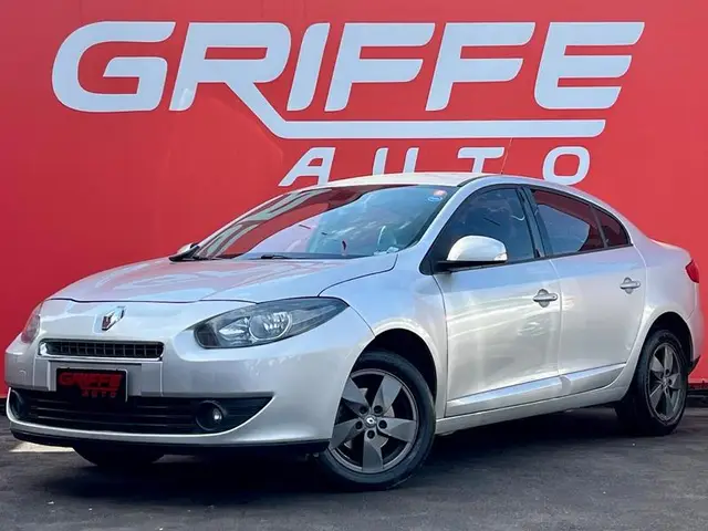 Carro Renault Fluence 2014 2.0 16V Dynamique (Flex)