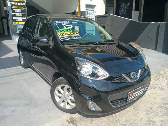 Carro Nissan March 2015 1.6 16V SV (Flex)