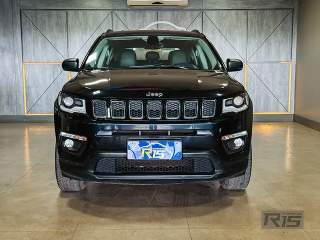 Carro Jeep Compass 2017 2.0 Sport 4x2 (Aut) (Flex)
