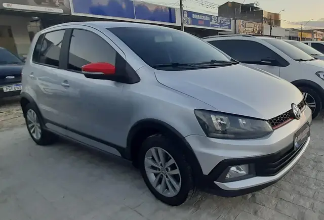 Carro Volkswagen Fox 2015 Pepper 1.6 16v MSI