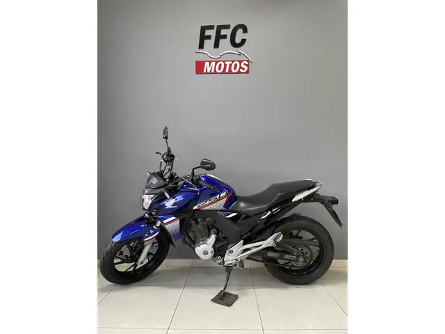 Moto Honda CB 250F Twister 2022 (CBS)