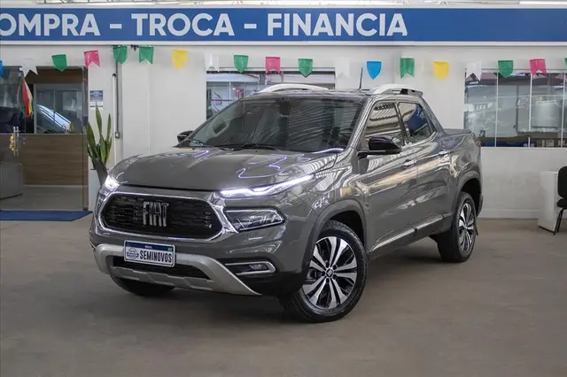 Carro Fiat Toro 2025 Volcano 2.0