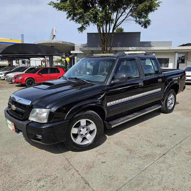 Carro Chevrolet S10 Cabine Dupla 2011 S10 Executive 4x2 2.4 (Flex) (Cab Dupla)