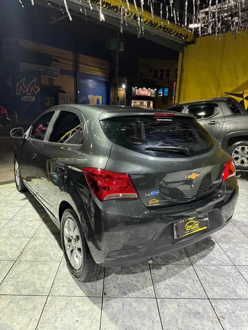 Chevrolet Onix 1.4 LT SPE/4