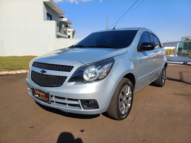 Carro Chevrolet Agile 2012 LT 1.4 8V (Flex)