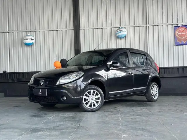 Carro Renault Sandero 2011 Privilège 1.6 8V Hi-Torque (flex)
