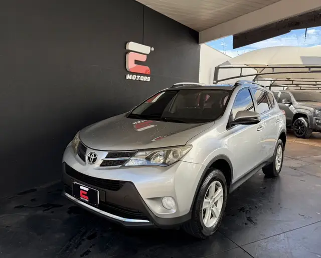 Carro Toyota RAV4 2013 4x4 2.5 (Aut)
