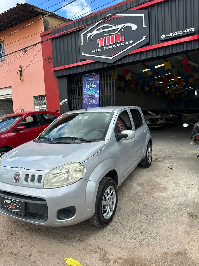 Carro Fiat Uno 2016 Vivace 1.0 8V (Flex) 2p