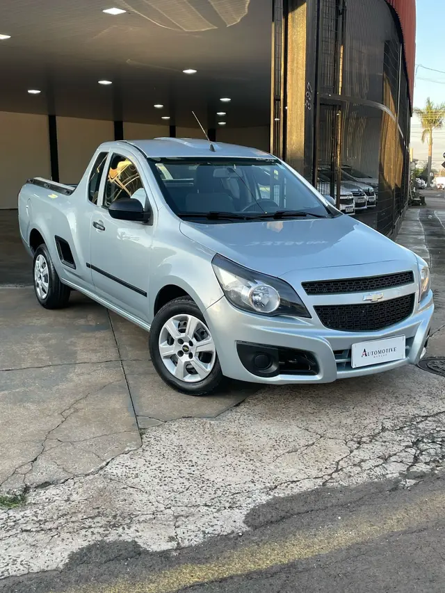 Carro Chevrolet Montana 2013 LS 1.4 (Flex)