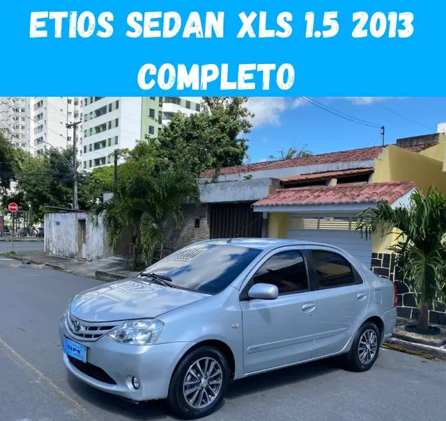Carro Toyota Etios Sedan 2013 XLS 1.5 (Flex)