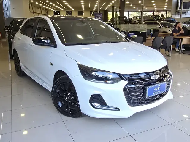 Carro Chevrolet Onix 2023 RS 1.0 Turbo (Aut.)