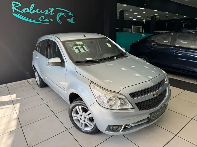 Carro Chevrolet Agile 2011 LTZ 1.4 8V (Flex)