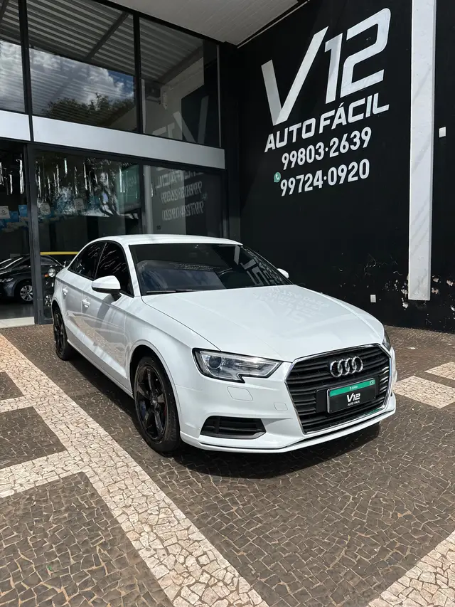 Carro Audi A3 2018 1.4 TFSI Ambiente Tiptronic (Flex)