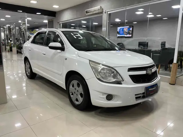 Carro Chevrolet Cobalt 2013 LS 1.4 8V (Flex)