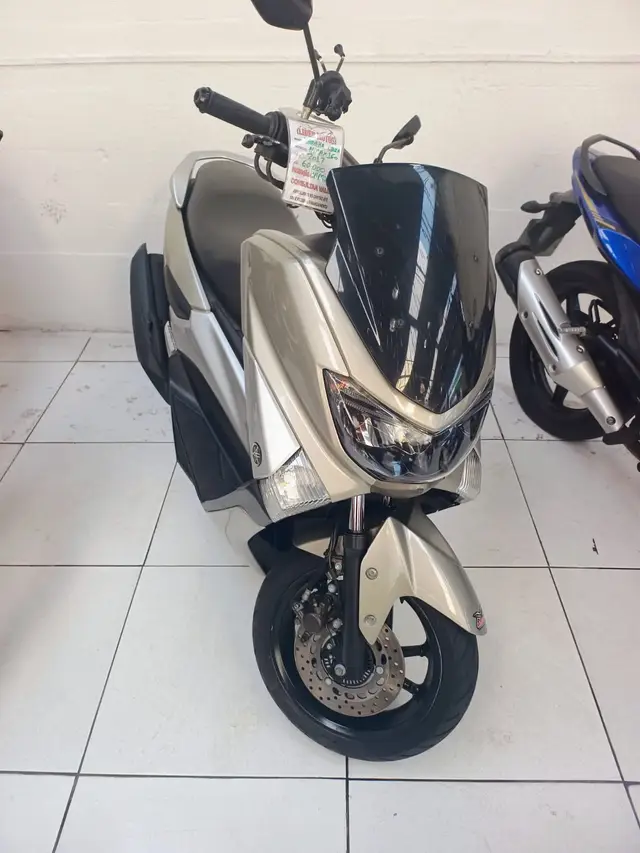 Moto Yamaha NMax 2017 160 ABS