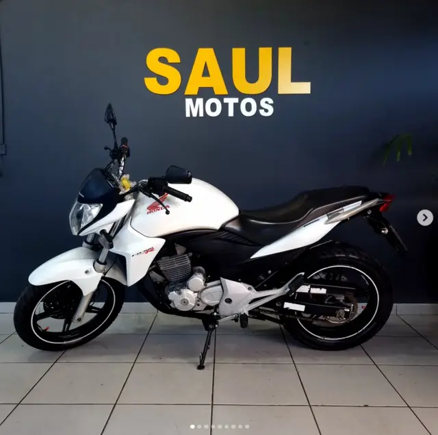 Moto Honda CB 300R 2014 (ABS)