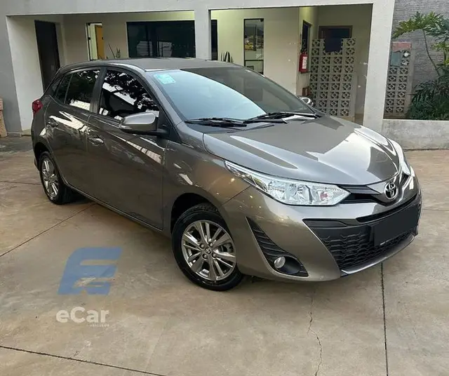 Carro Toyota Yaris 2020 1.3 XL Plus Tech CVT (Flex)