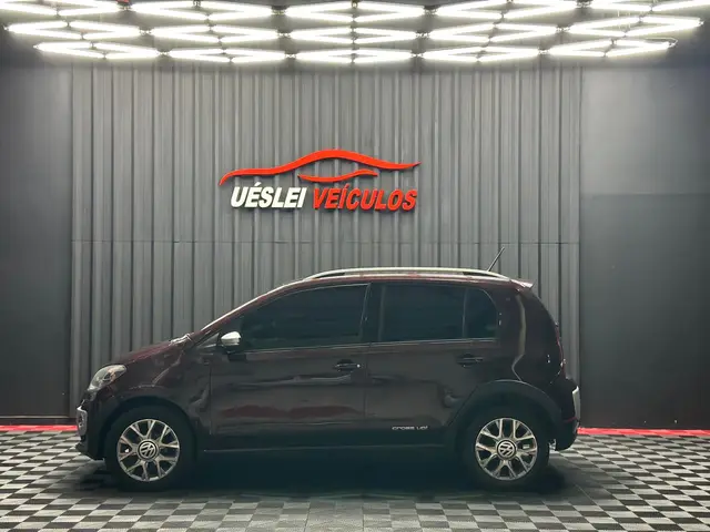 Carro Volkswagen Up! 2015 1.0 12v E-Flex cross up!