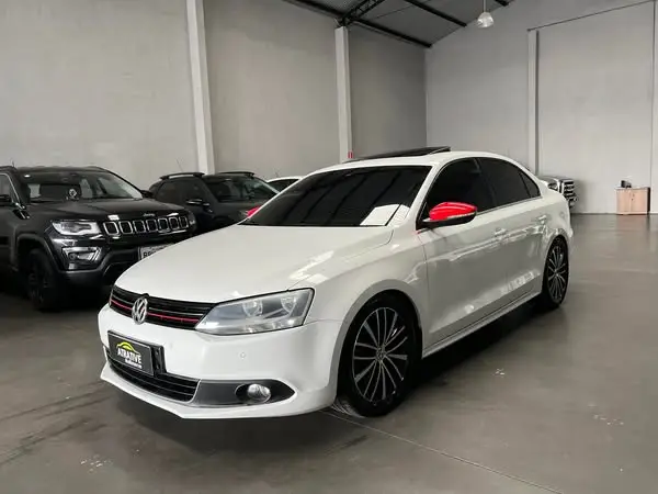 Carro Volkswagen Jetta 2014 2.0 Comfortline (Flex)
