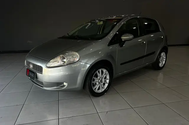Carro Fiat Punto 2012 Essence 1.6 16V (Flex)