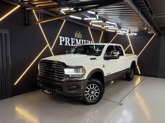 Carro RAM 3500 2024 Limited Longhorn 6.7 4x4