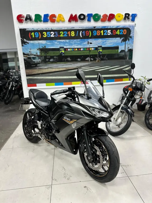 Moto Kawasaki Ninja 2024 650R (ABS)