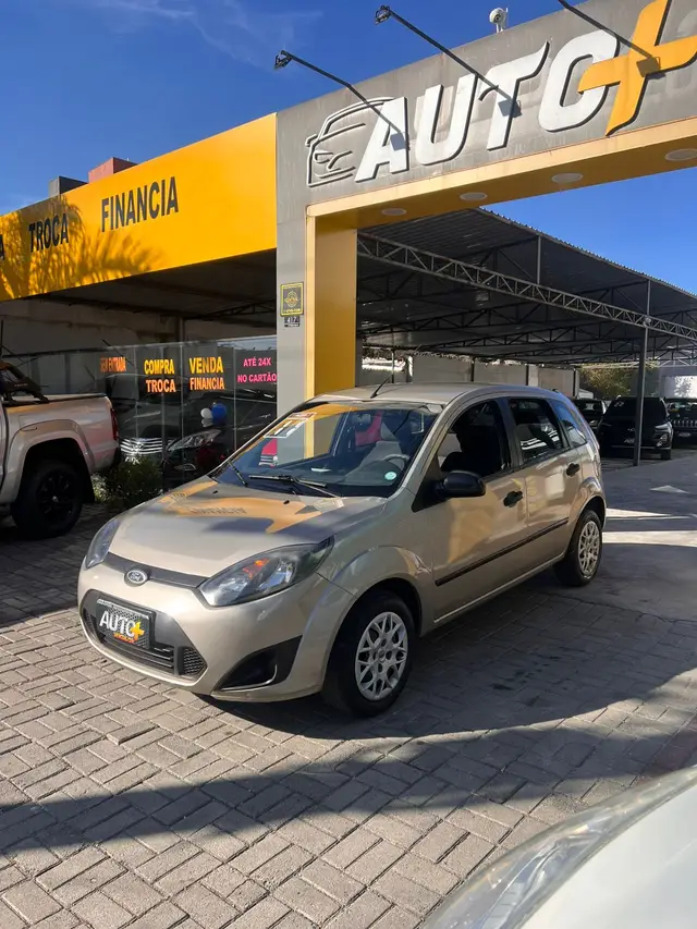 Carro Ford Fiesta Hatch 2011 1.0 (Flex)