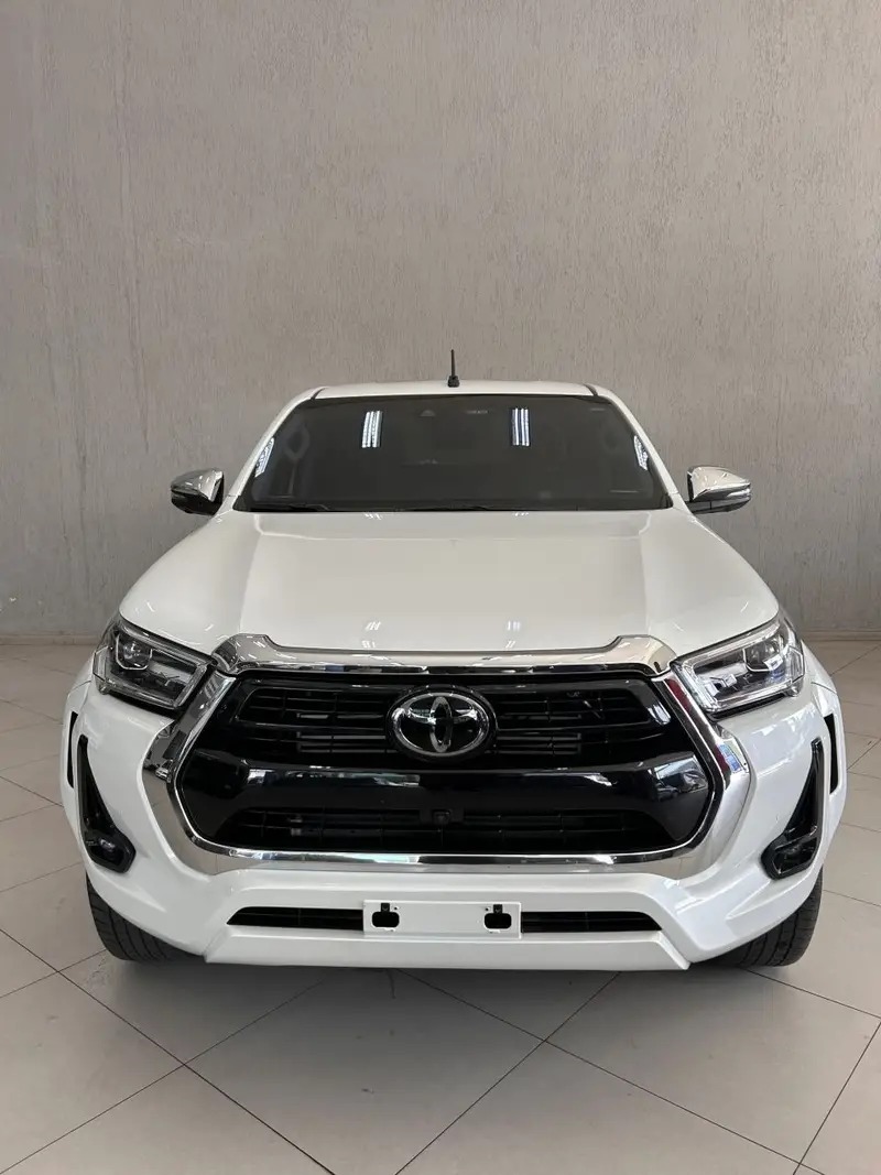 Toyota Hilux Cabine Dupla SRX Plus 4x4 2.8 Diesel