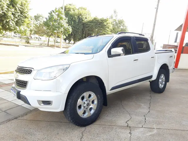 Carro Chevrolet S10 Cabine Dupla 2013 Pick-Up LTZ 2.8 TDI 4x2 CD Dies. (Aut)