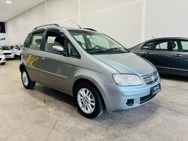 Carro Fiat Idea 2010 ELX 1.8 (Flex)