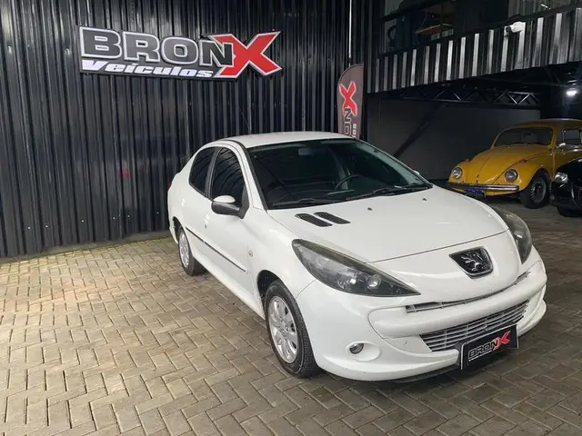Carro Peugeot 207 Sedan 2013 207 Passion XR Sport 1.4 8V (flex)