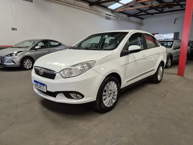 Carro Fiat Grand Siena 2016 Essence 1.6 16V (Flex)
