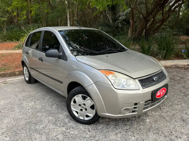 Carro Ford Fiesta Hatch 2008 1.0 (Flex)