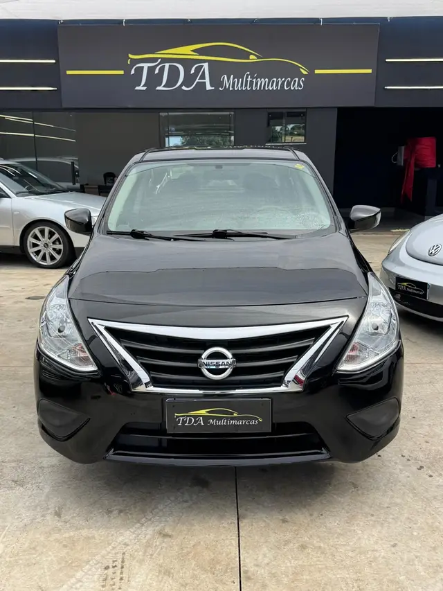 Carro Nissan Versa 2016 1.6 16V SV (Flex)
