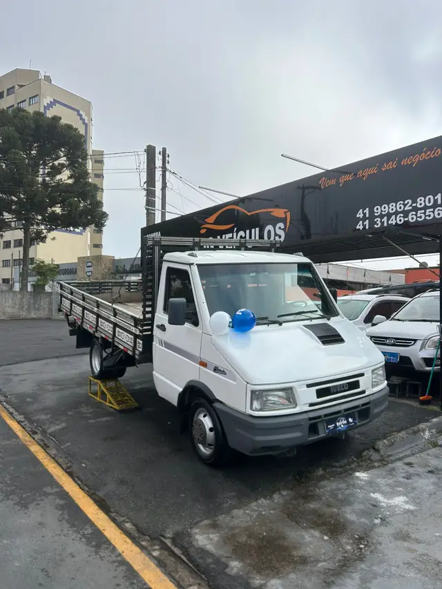 Caminhão Iveco Daily Chassi 2004 35.10