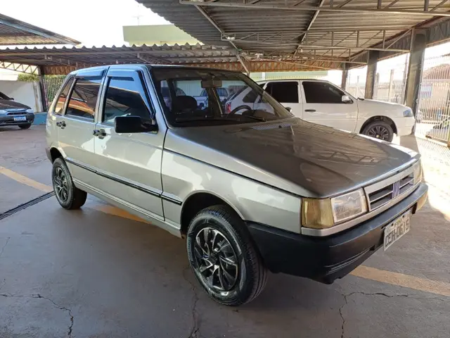 Carro Fiat Uno Mille 1997 SX 1.0 IE