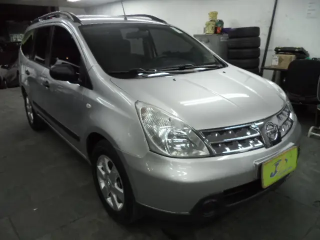 Carro Nissan Livina 2012 SL 1.8 16V (flex) (aut)