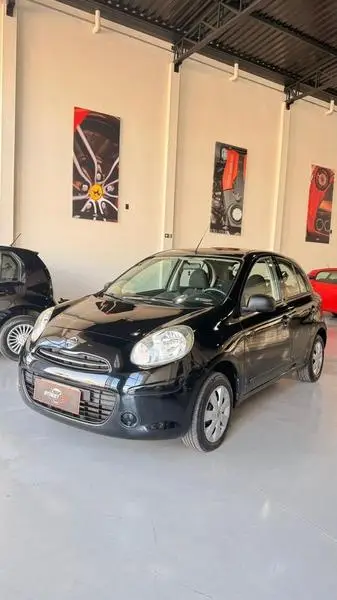 Carro Nissan March 2012 1.0 16V (Flex)
