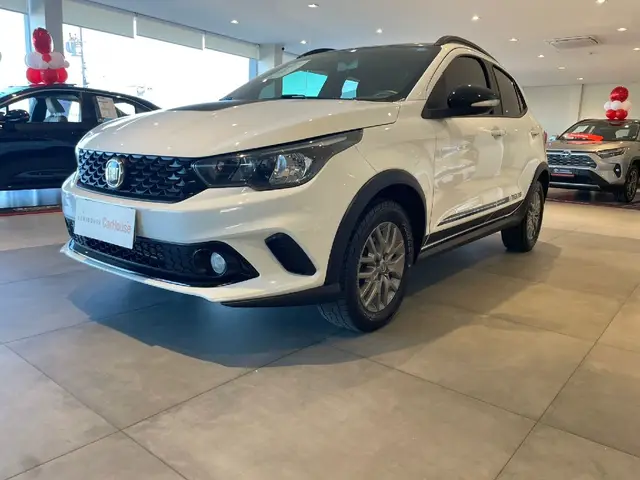 Carro Fiat Argo 2020 1.3 Trekking (Flex)
