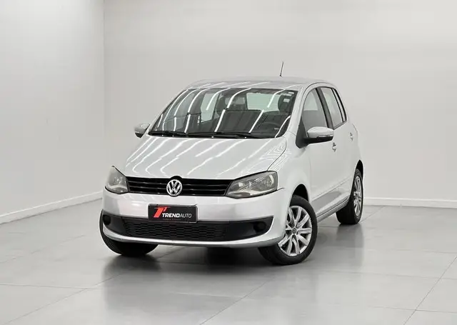 Carro Volkswagen Fox 2013 1.0 TEC (Flex) 2p