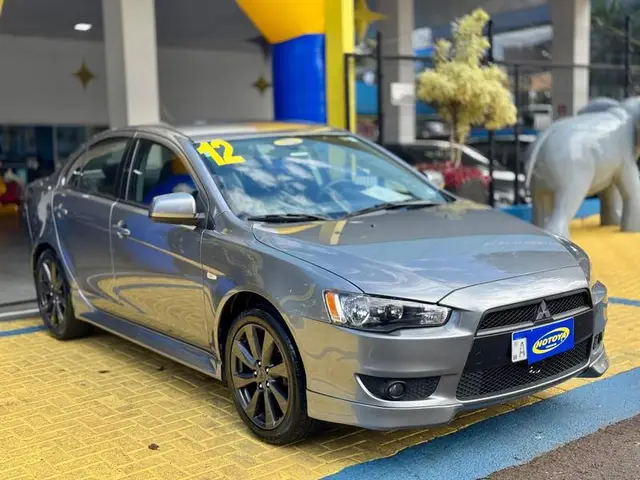 Carro Mitsubishi Lancer 2012 2.0 16V