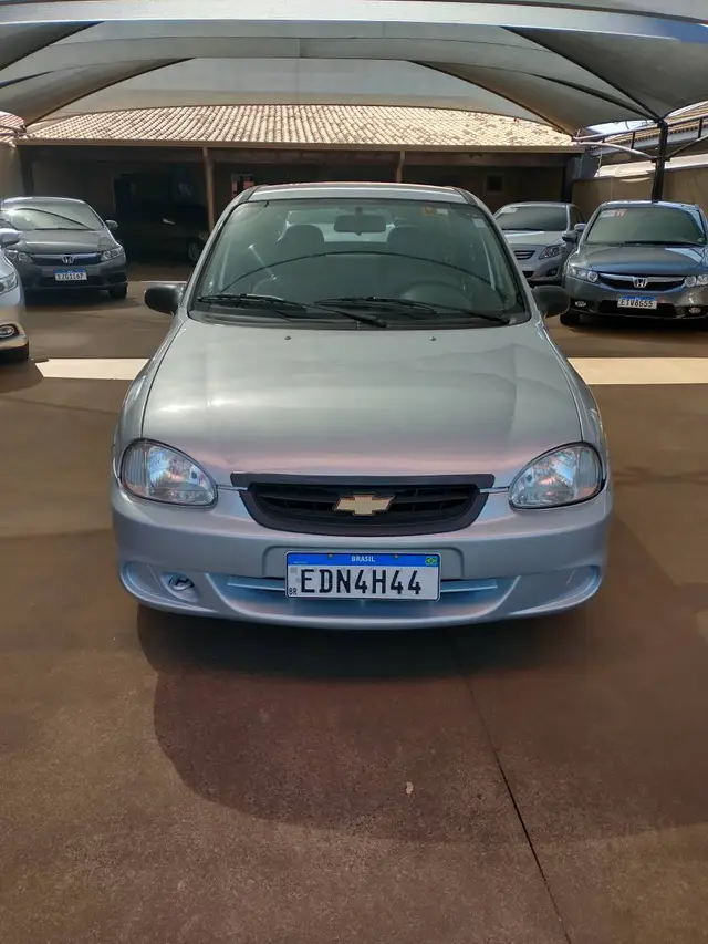 Carro Chevrolet Classic 2010 Life 1.0 VHCE (Flex)